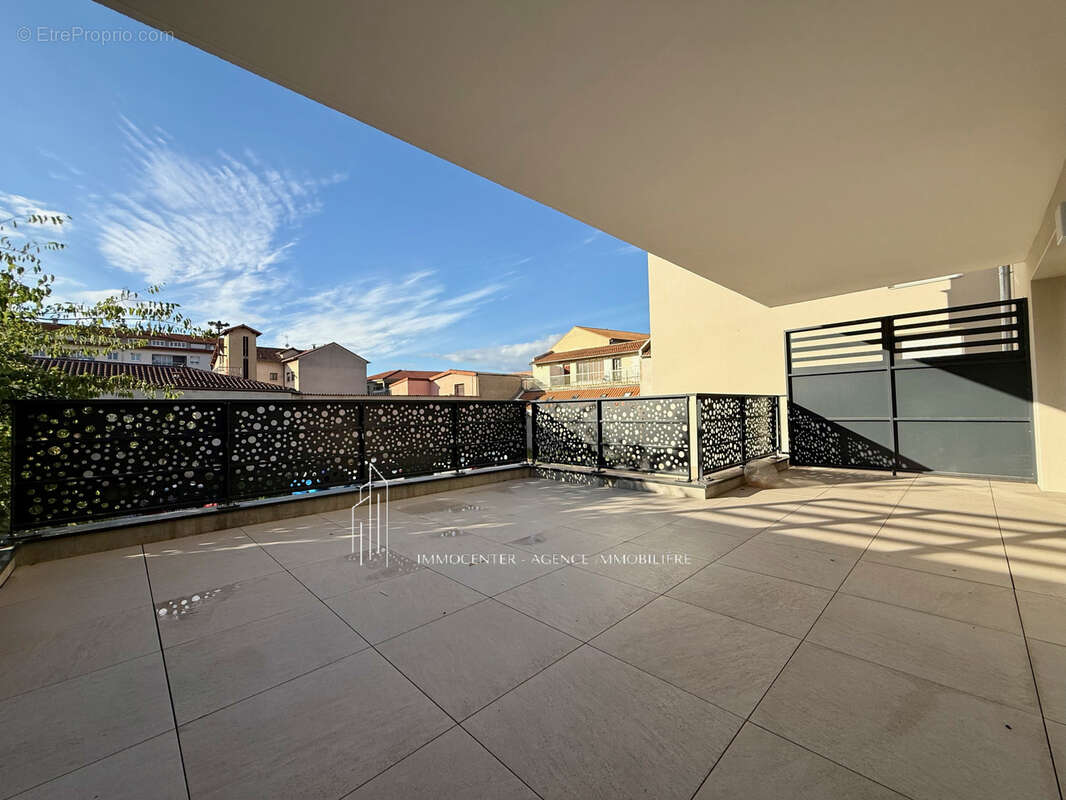 Appartement à LE PEAGE-DE-ROUSSILLON