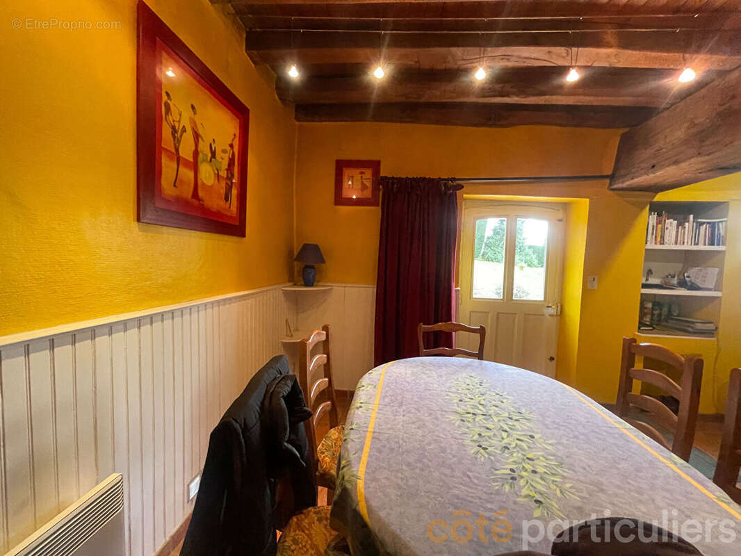 Maison à SAINT-ELOY-D'ALLIER