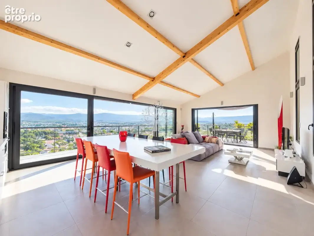 Villa contemporaine avec une vue exceptionnelle - photo 3