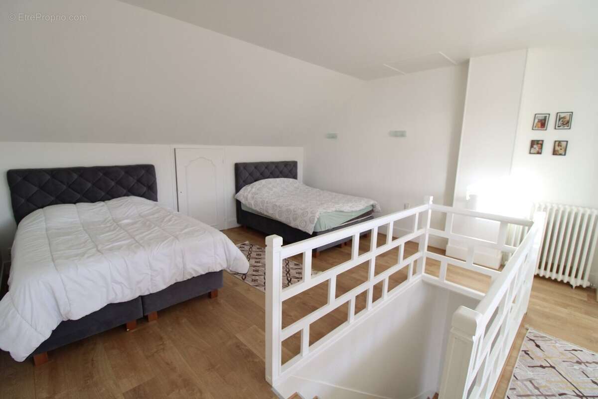 Maison à BONNIERES-SUR-SEINE