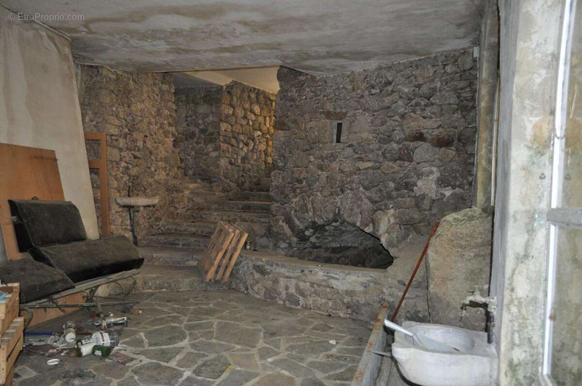 Maison à CROS