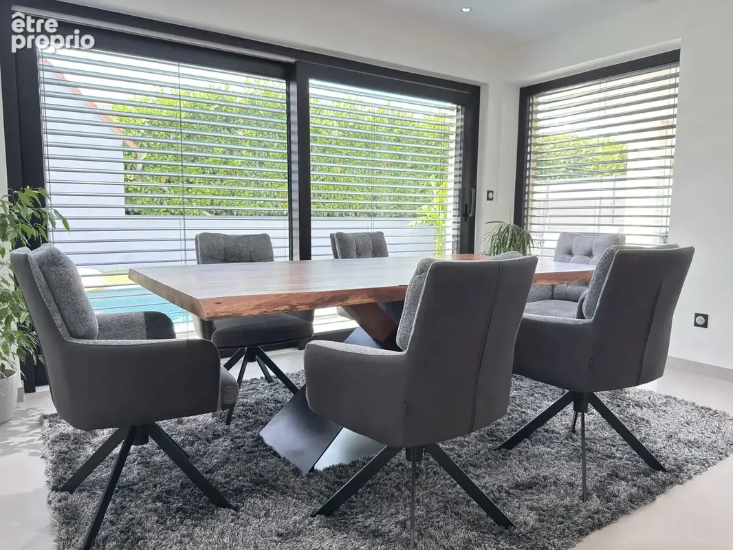 Maison contemporaine 6 pieces de 175 m2 avec piscine - photo 6