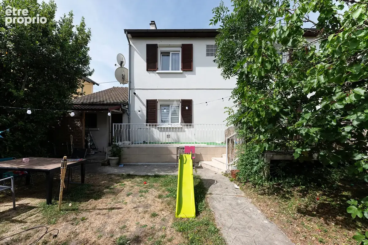 Maison Vaires Sur Marne 5 pièce(s) 147 m2 - photo 14