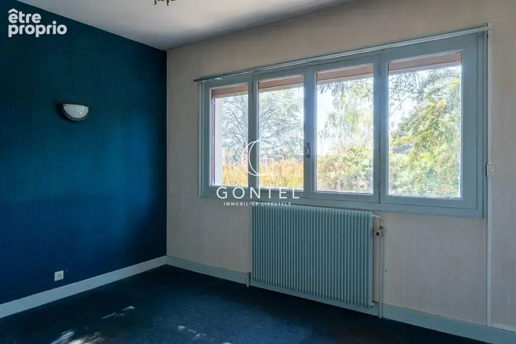 Saint-Cyr-au-Mont-d’Or – Maison de 229 m² à rénover, au calme et à proximité directe des commodités - photo 8
