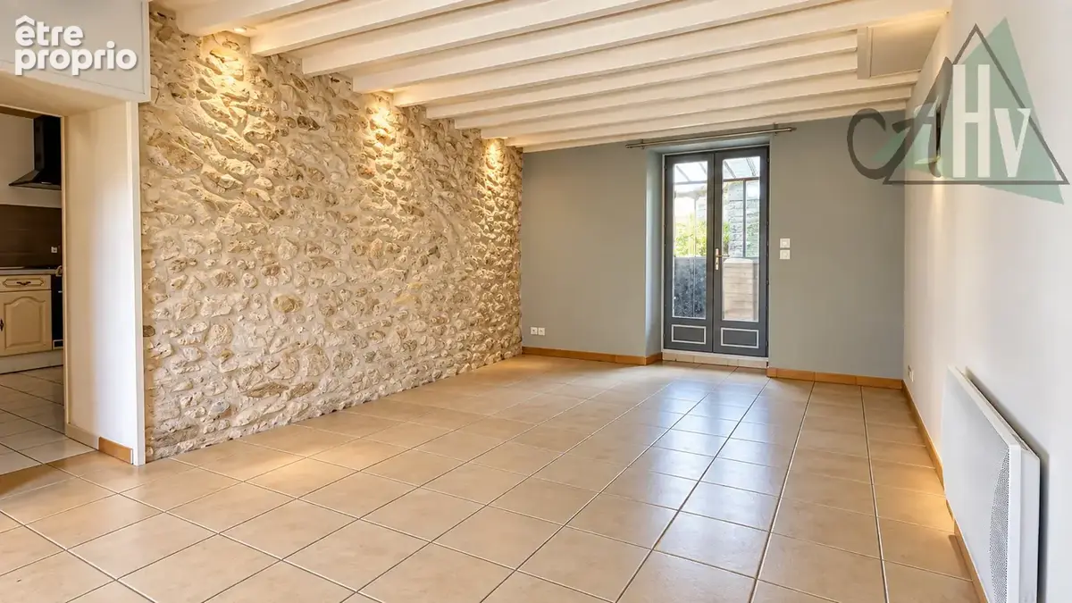 Maison en pierre avec jardinet - photo 2