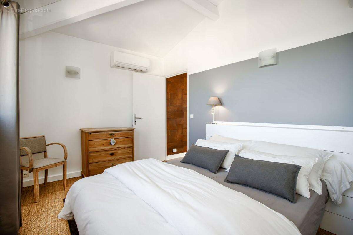 Maison à LES ADRETS-DE-L'ESTEREL