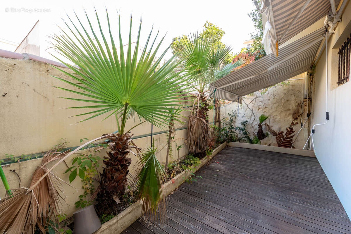 Appartement à MARSEILLE-7E