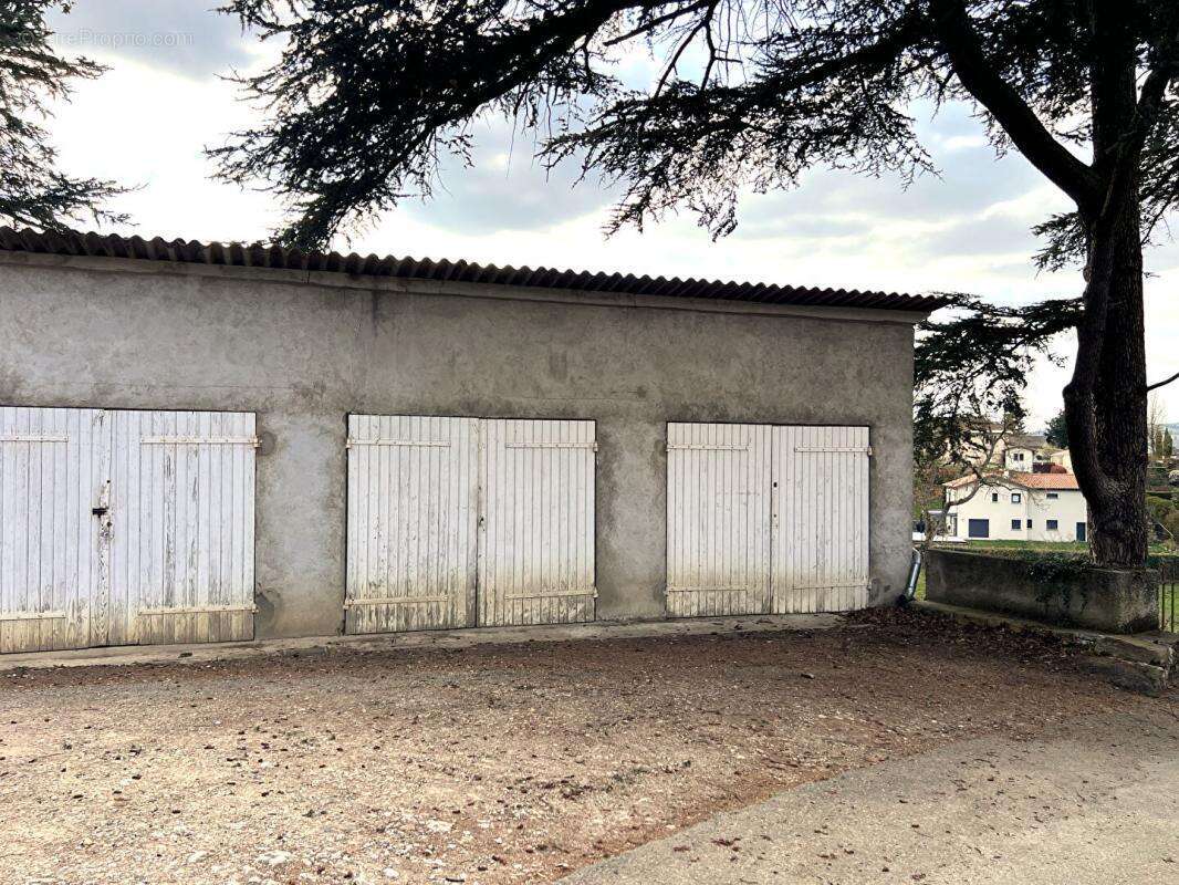 Appartement à CIVRIEUX-D&#039;AZERGUES