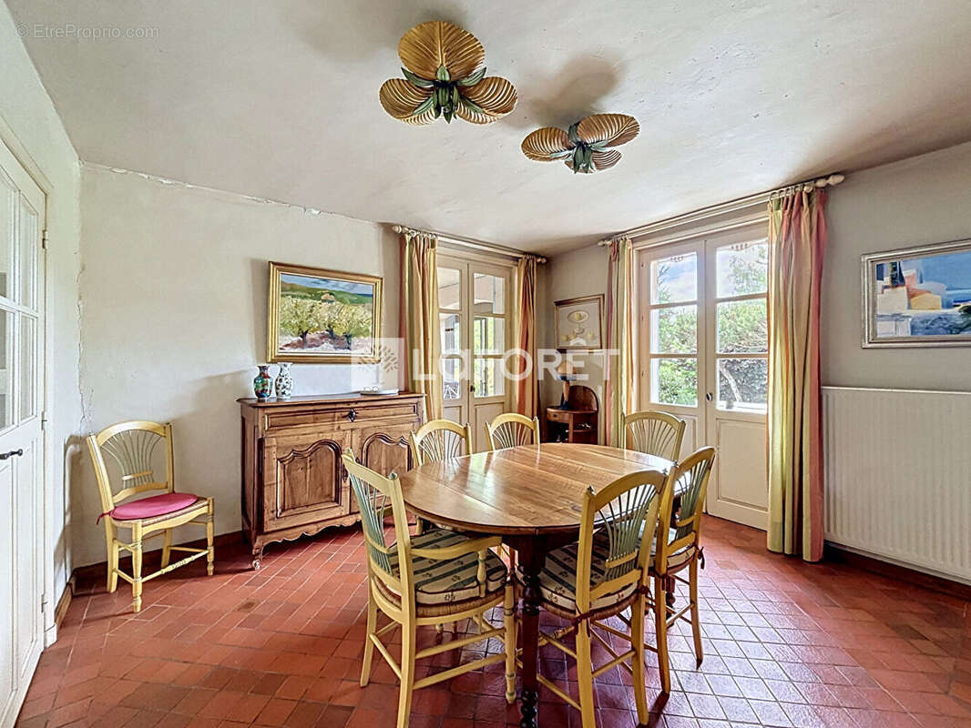 Maison Espaly Saint Marcel 7 pièce(s) 173 m2 - photo 4