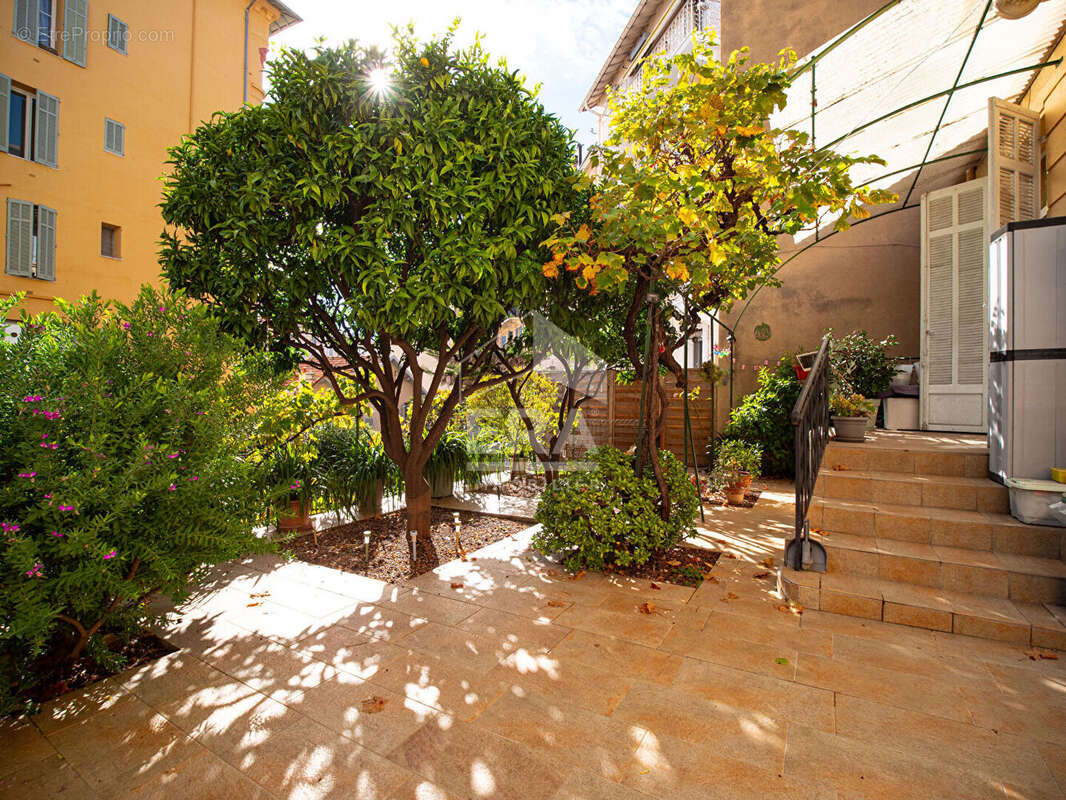 Appartement 70m² à cannes - photo 2
