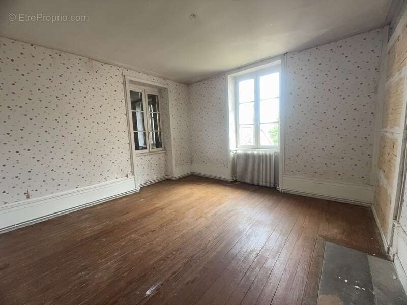 Maison à GRAY