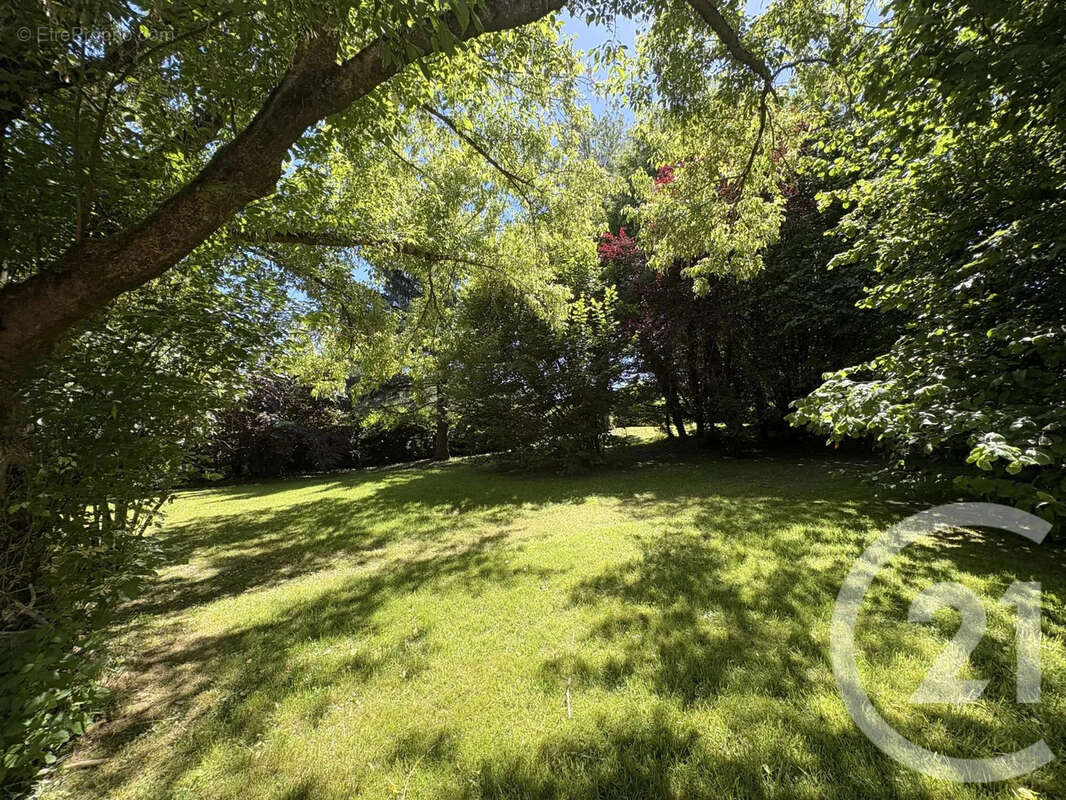 Maison 127 m² à Saint-Denis-Le-Ferment  - photo 22