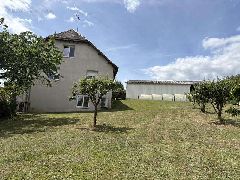 Maison à LUBERSAC