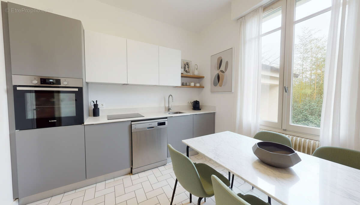Deux pièces avec balcon et garage à MAISONS-LAFFITTE centre ville 10 min RER A - photo 3