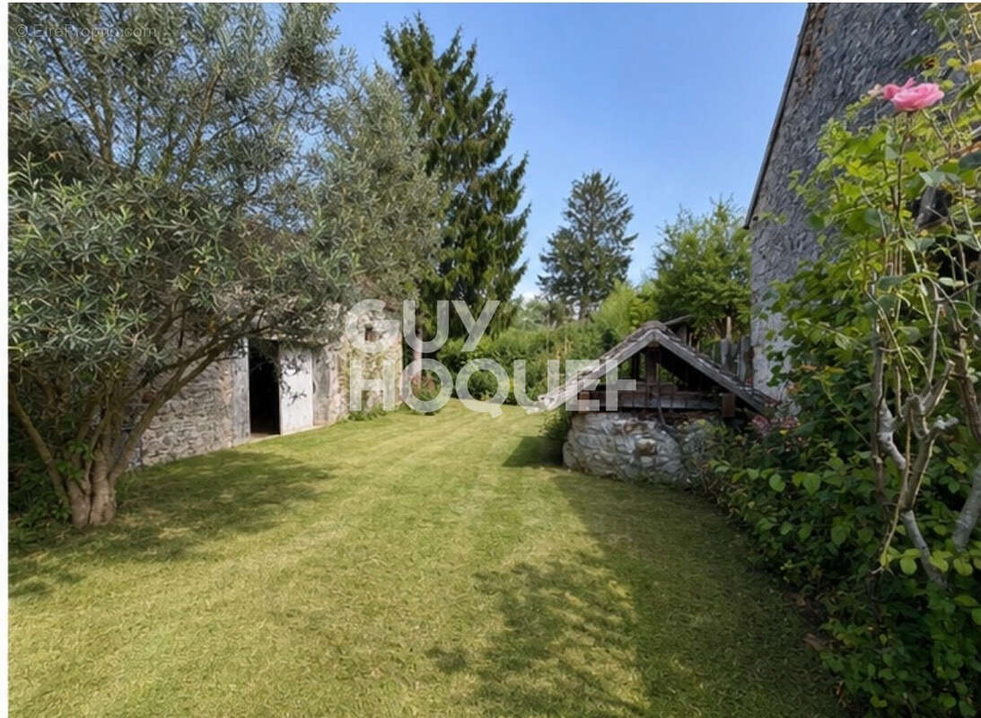 Maison  4 pièces de  130 m2 sur un terrain de 1168m²  avec une grange - photo 3