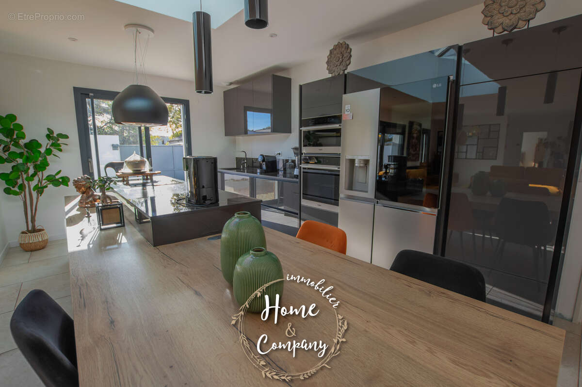 Maison à SAINT-SULPICE-DE-ROYAN