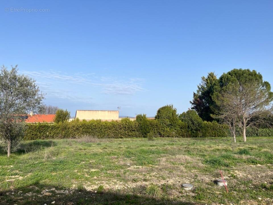 Terrain à ORAISON