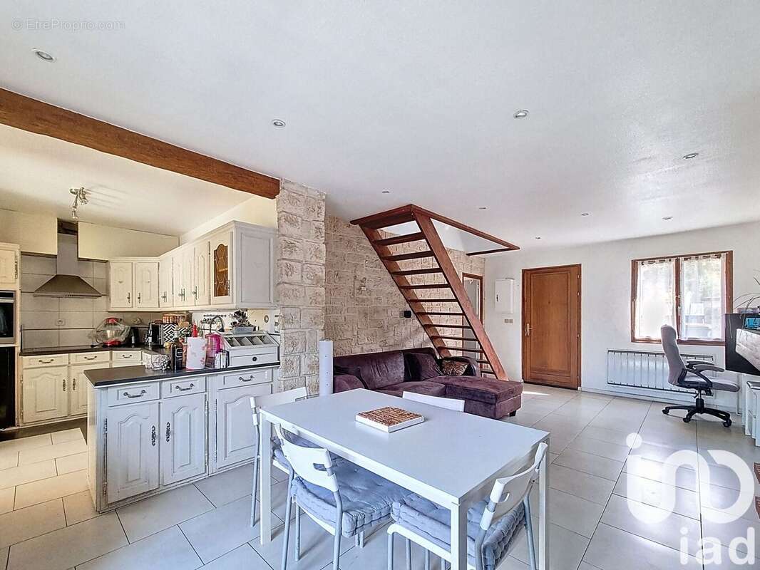 Photo 2 - Maison à PARAY-VIEILLE-POSTE