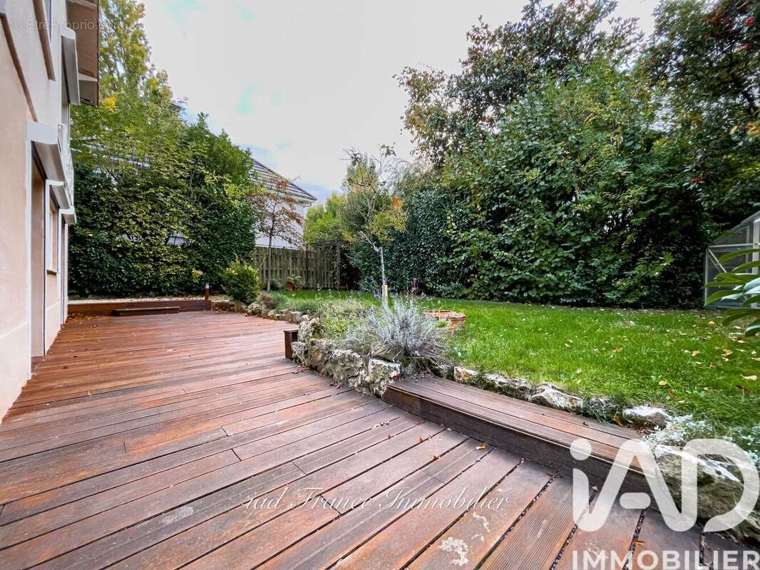 Photo 3 - Maison à LES LOGES-EN-JOSAS