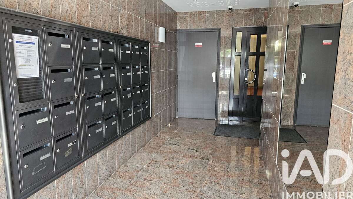 Photo 9 - Appartement à CORBEIL-ESSONNES