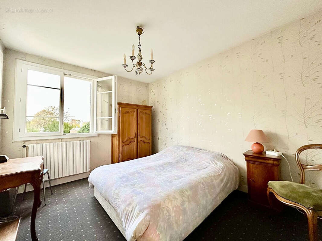 Maison à MAISONS-LAFFITTE