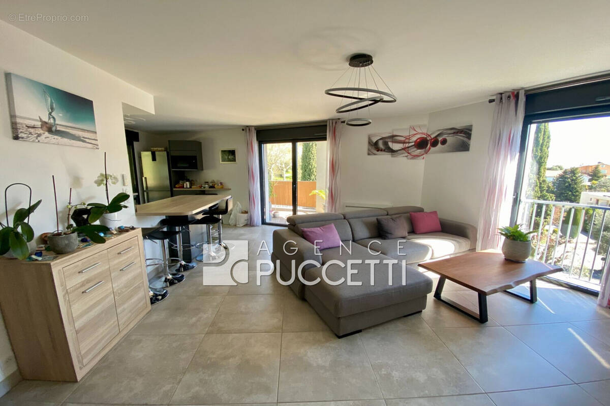 Appartement à VENCE