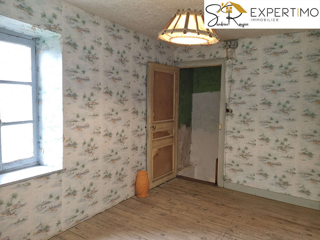 Maison à SAINT-ELOY-LES-MINES