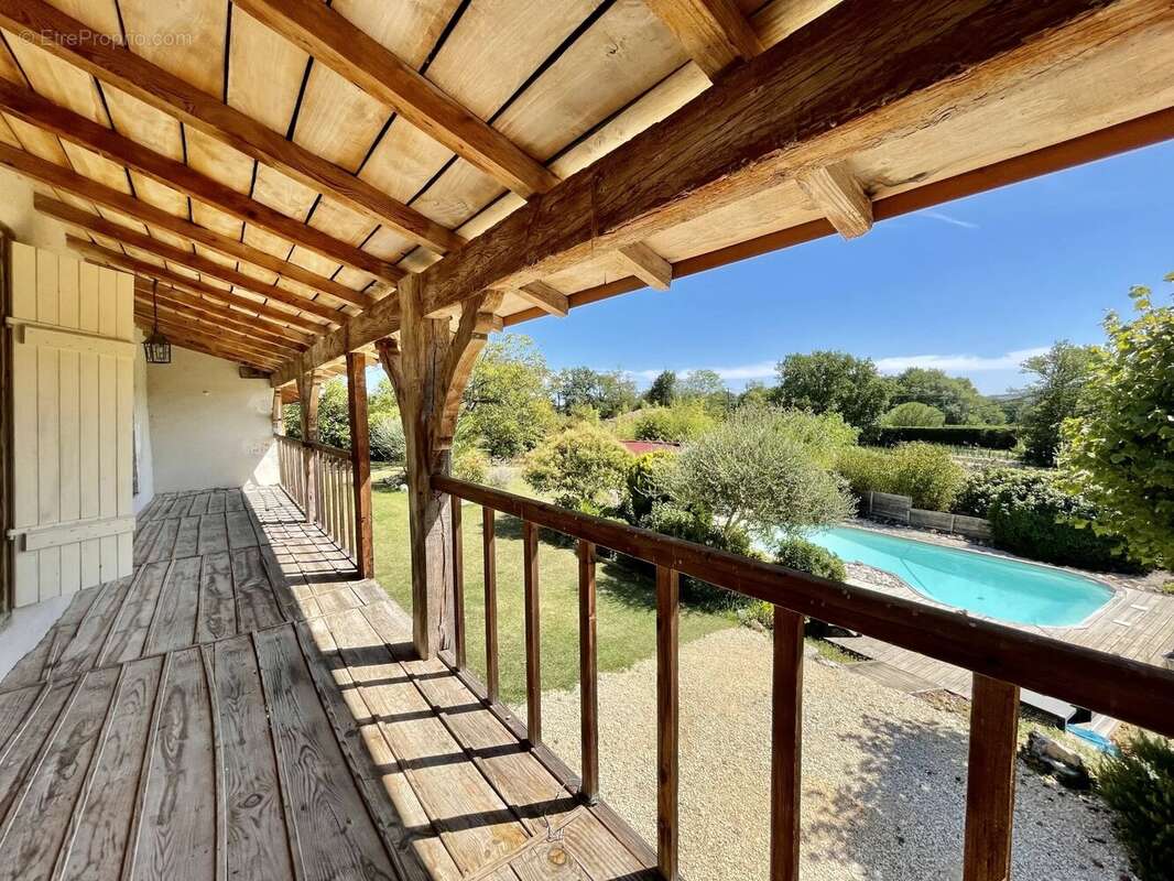 Maison à CASTELMORON-SUR-LOT