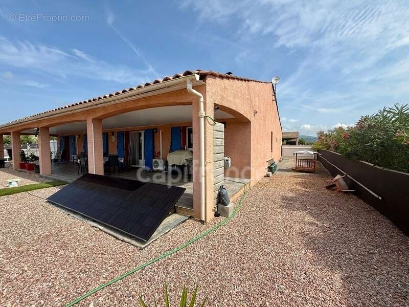 Villa à PEYRIAC MINERVOIS de 135 m2 environ, 3 chambres, piscine, garage  terrain 885m2 - photo 2