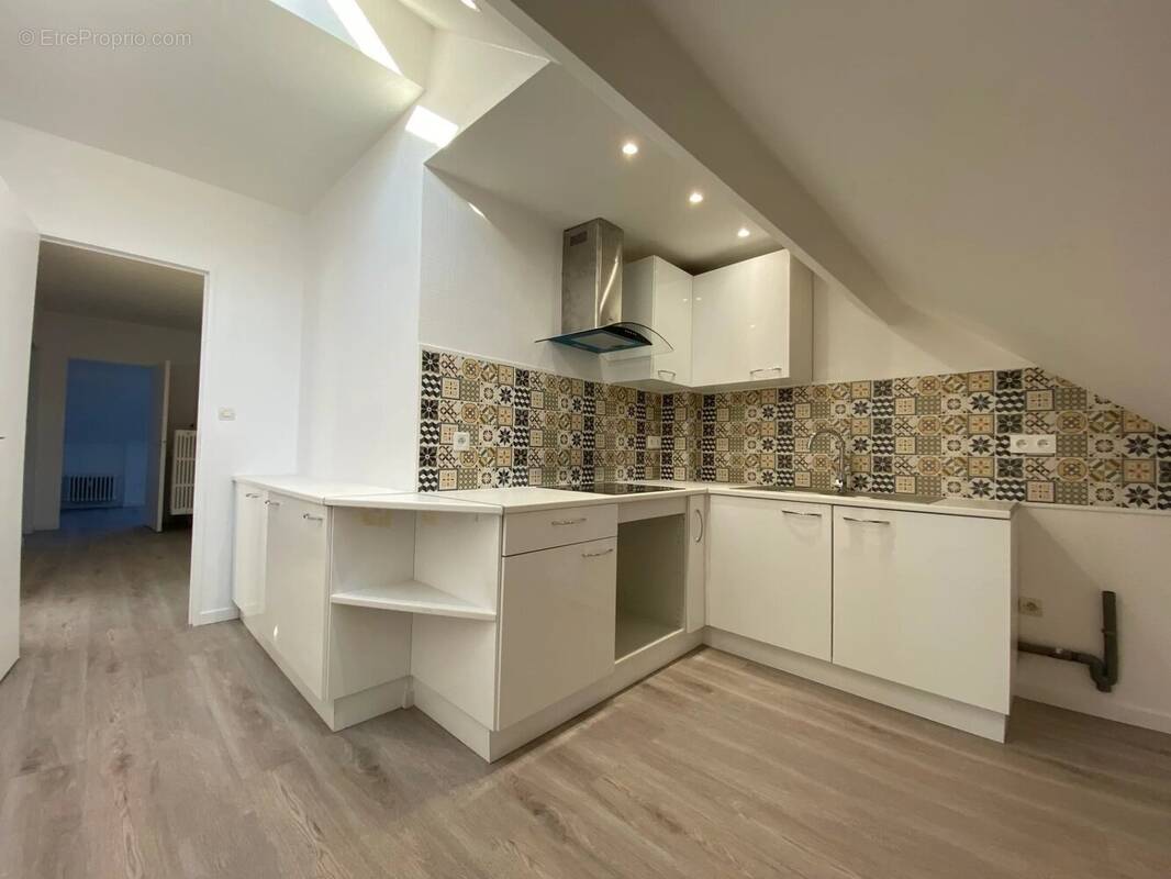 Appartement à REMILLY