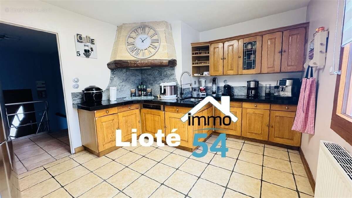 Maison à THAON-LES-VOSGES