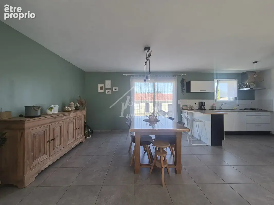 Maison neuve, trois chambres et jardin - photo 3