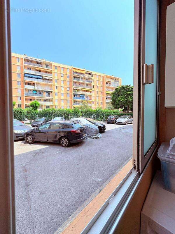 Grand 3/4 pièces traversant de 67 m² – parking privé – Pasteur, Nice - photo 20