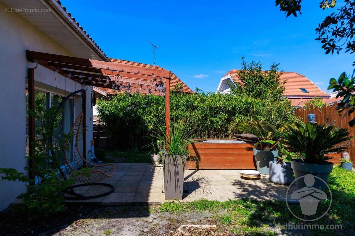 Maison à BISCARROSSE
