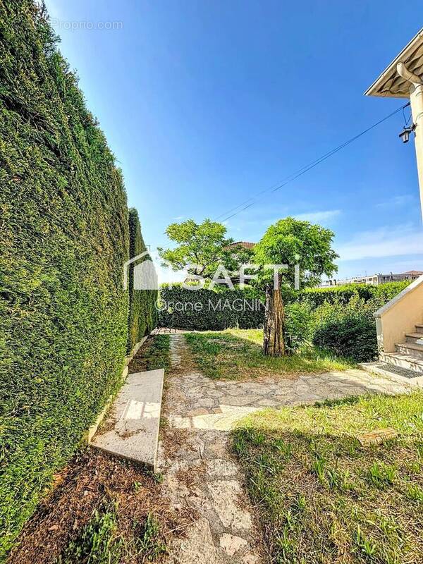 Photo 1 - Maison à AUBENAS
