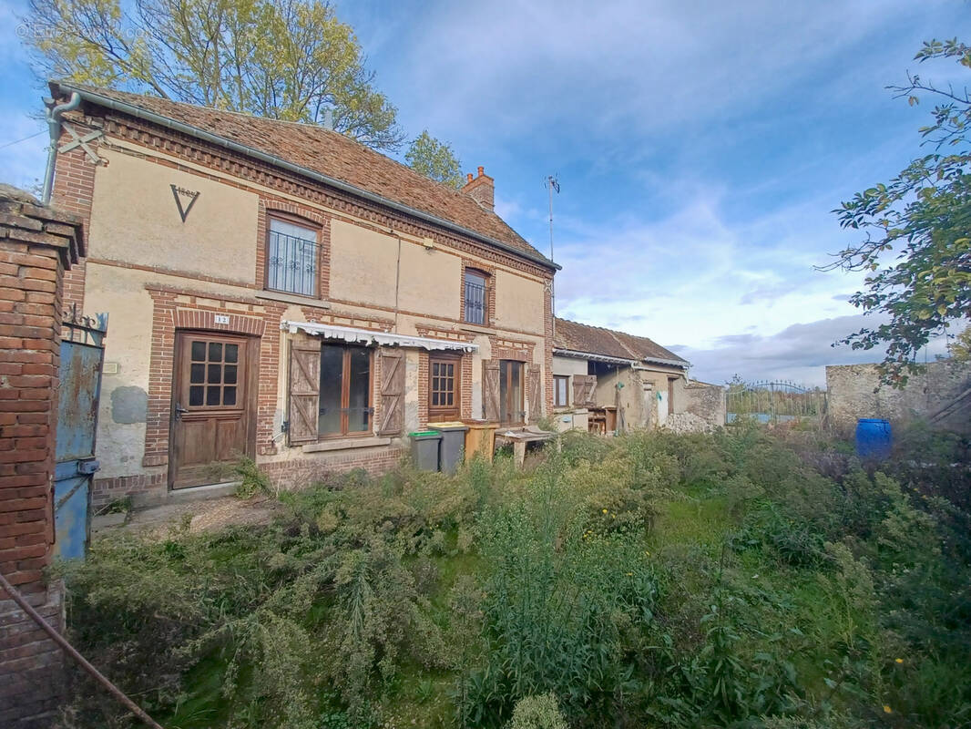 Maison à SERVILLE
