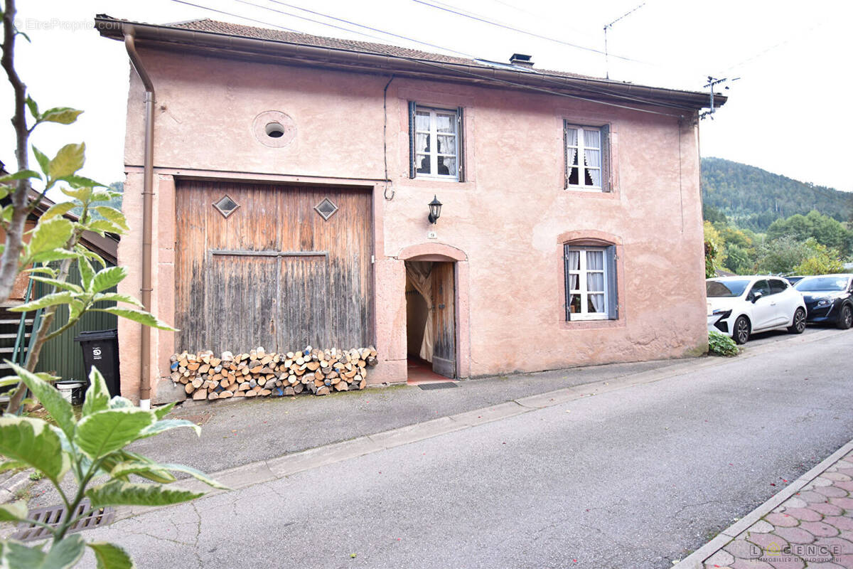 Maison à VEXAINCOURT