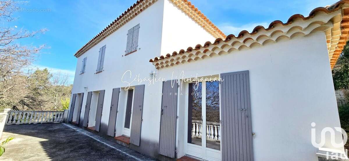 Photo 3 - Maison à ROCBARON