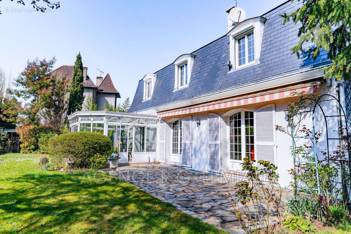 Maison à MAISONS-LAFFITTE