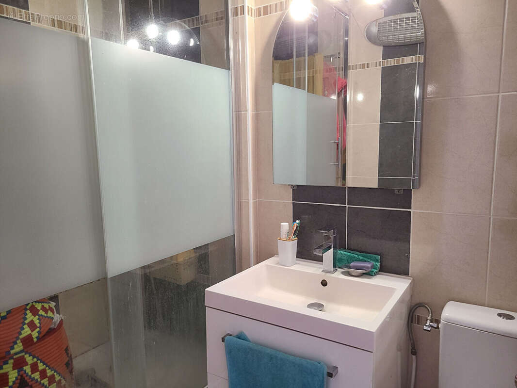 Appartement à FONTENAY-LE-FLEURY