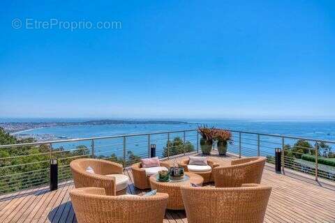 Maison 340 m² à Cannes  - photo 2