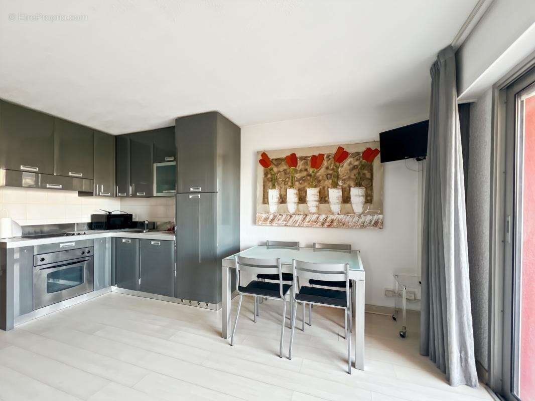 Appartement à FREJUS