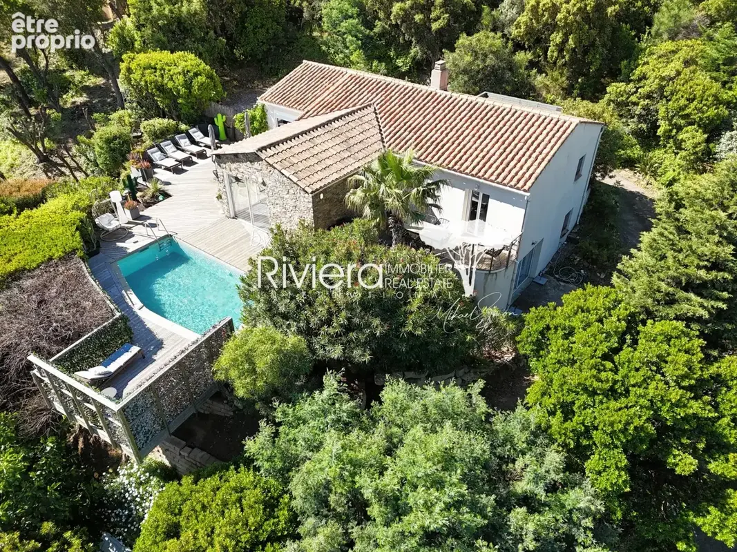 CAVALAIRE - Superbe villa contemporaine  - 5 chambres - bell - photo 4