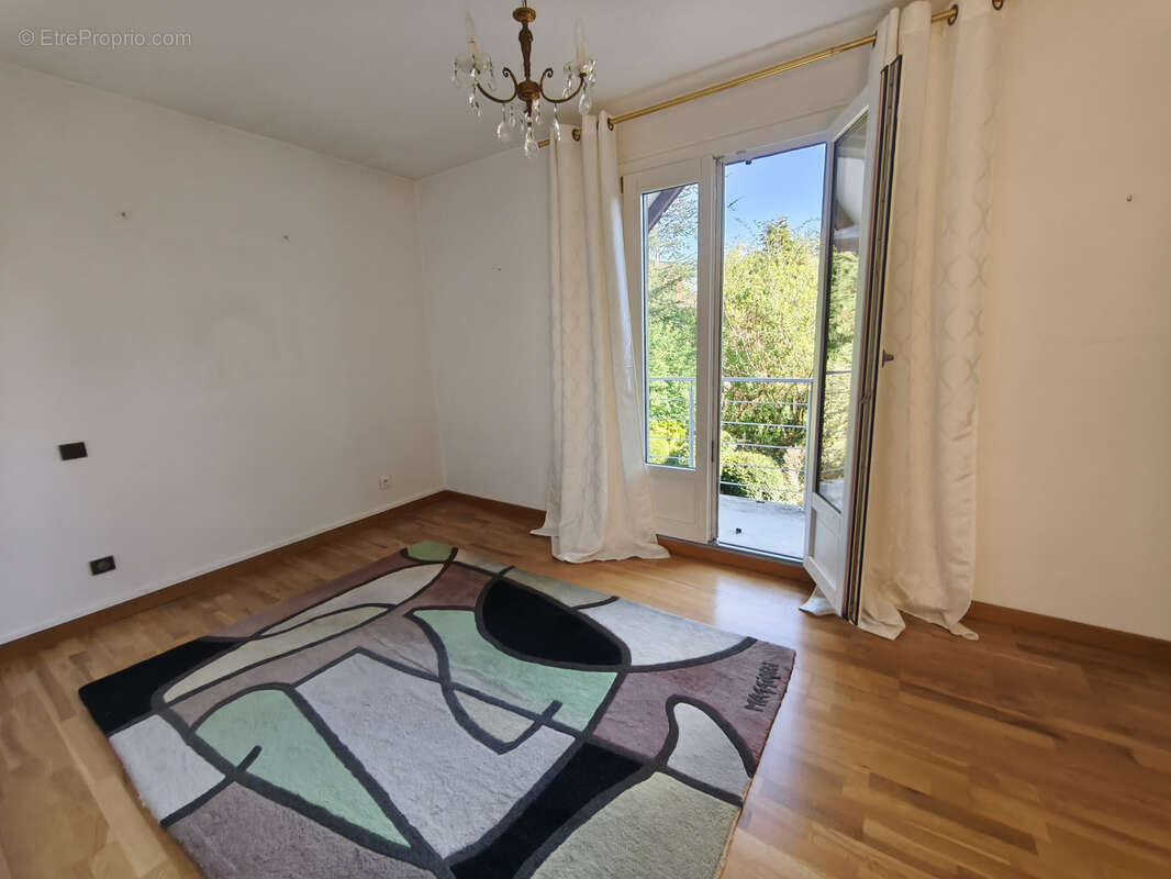 Saint-priest-en-jarez, maison 160 m2 6p+c. - photo 10