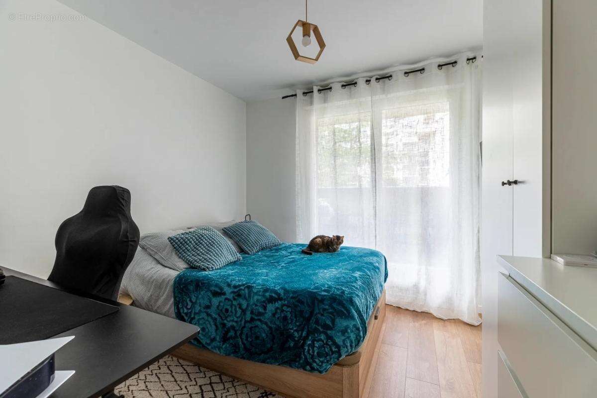 Appartement à CLICHY