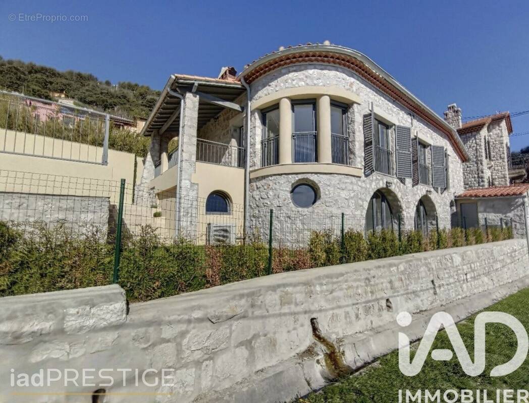 Photo 1 - Maison à LA TURBIE