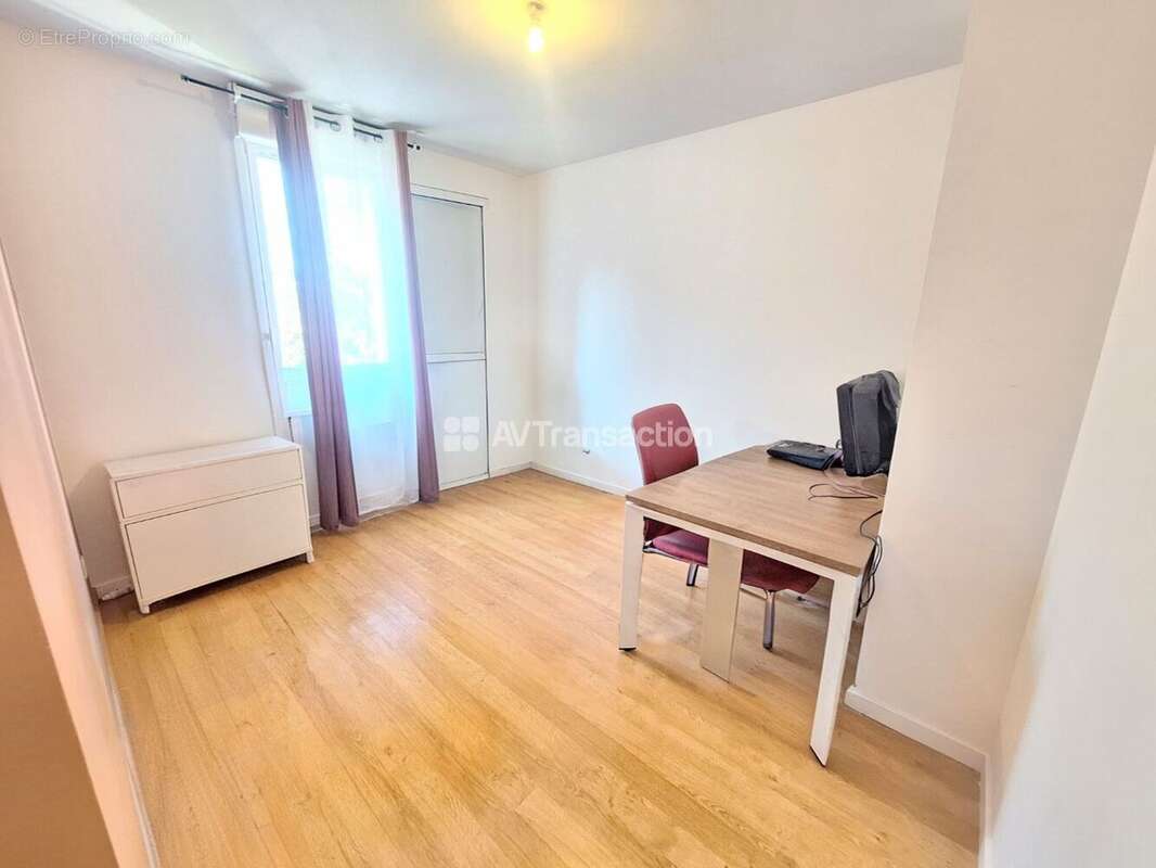 Appartement à VAULX-EN-VELIN