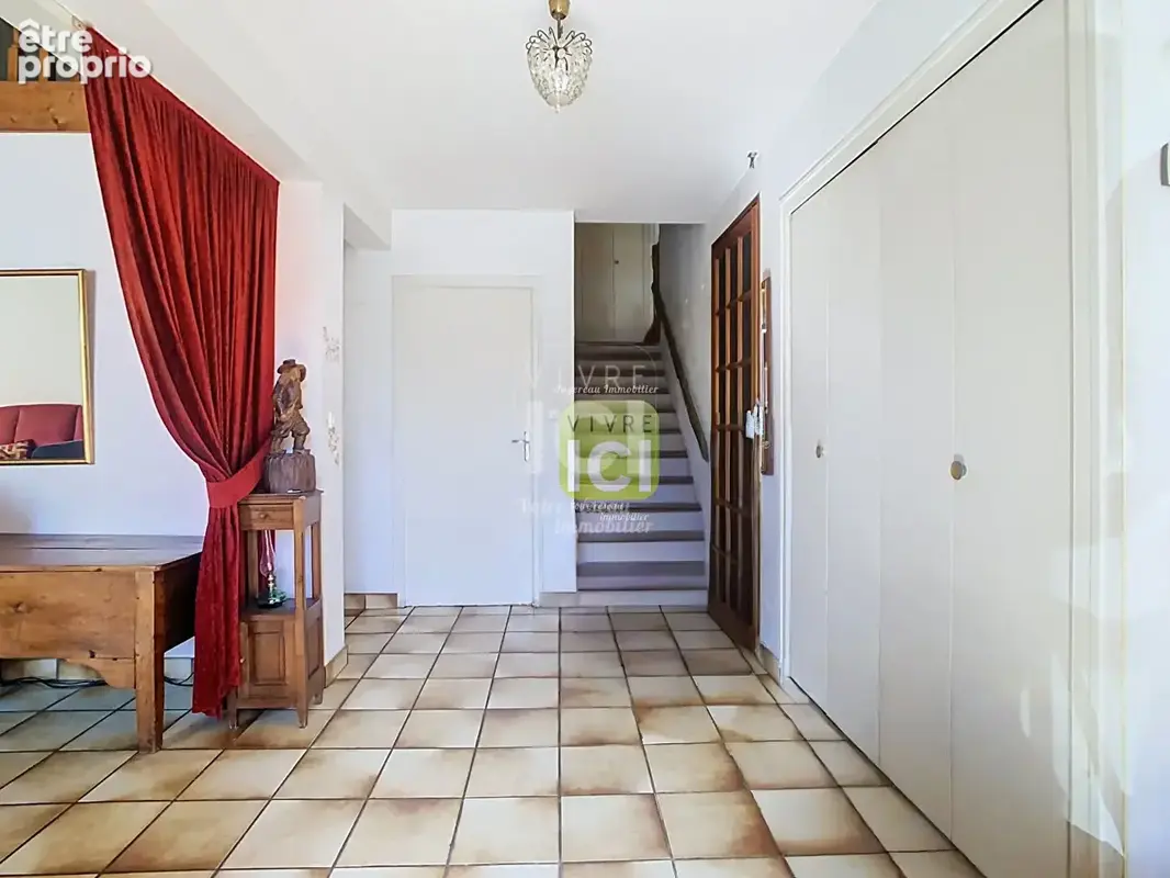 Maison Cholet 7 pièce(s) 150.94 m2 - photo 3