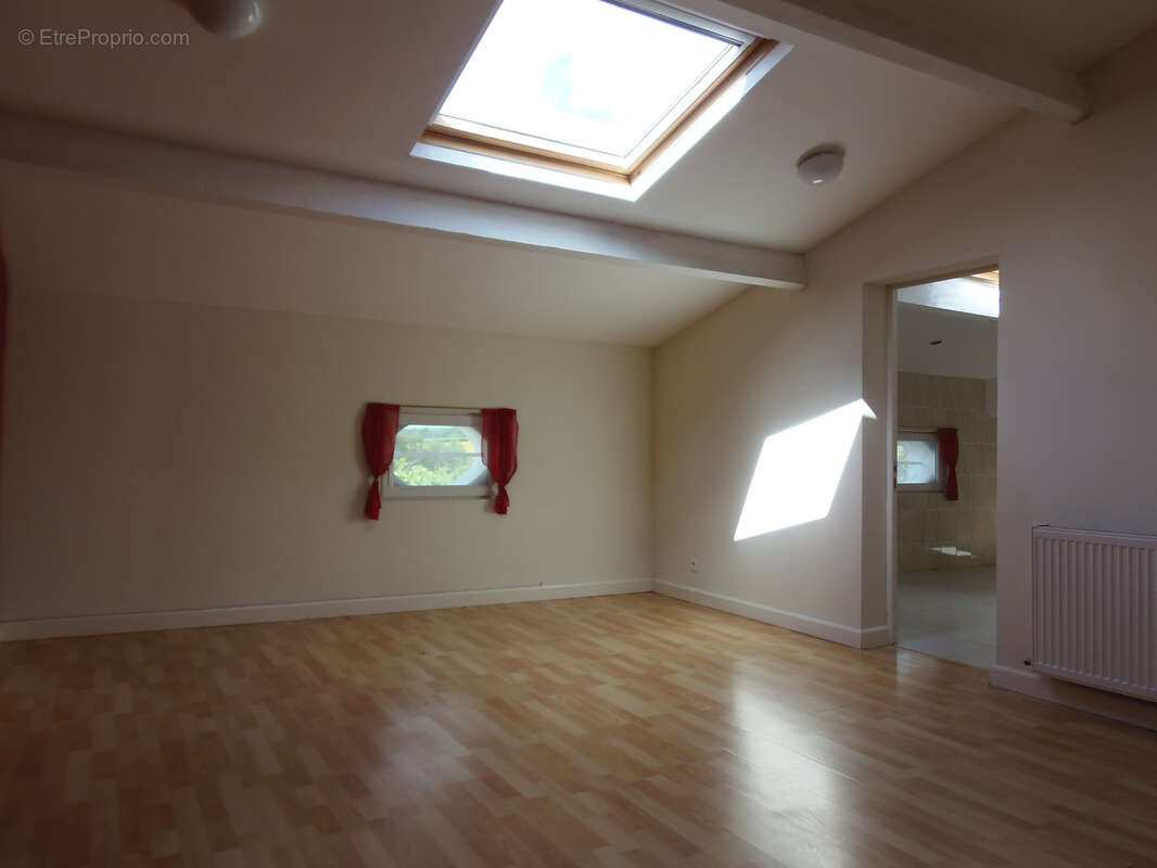 Maison à SAINT-FORT-SUR-GIRONDE