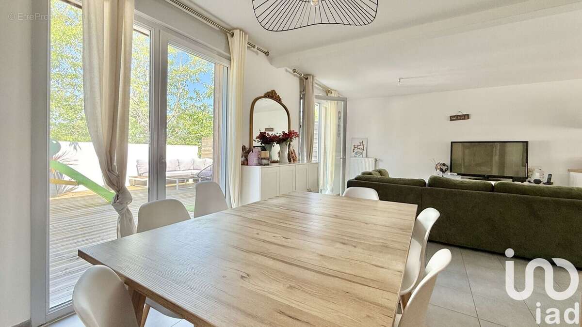 Photo 5 - Maison à SAINT-JACQUES-DE-LA-LANDE